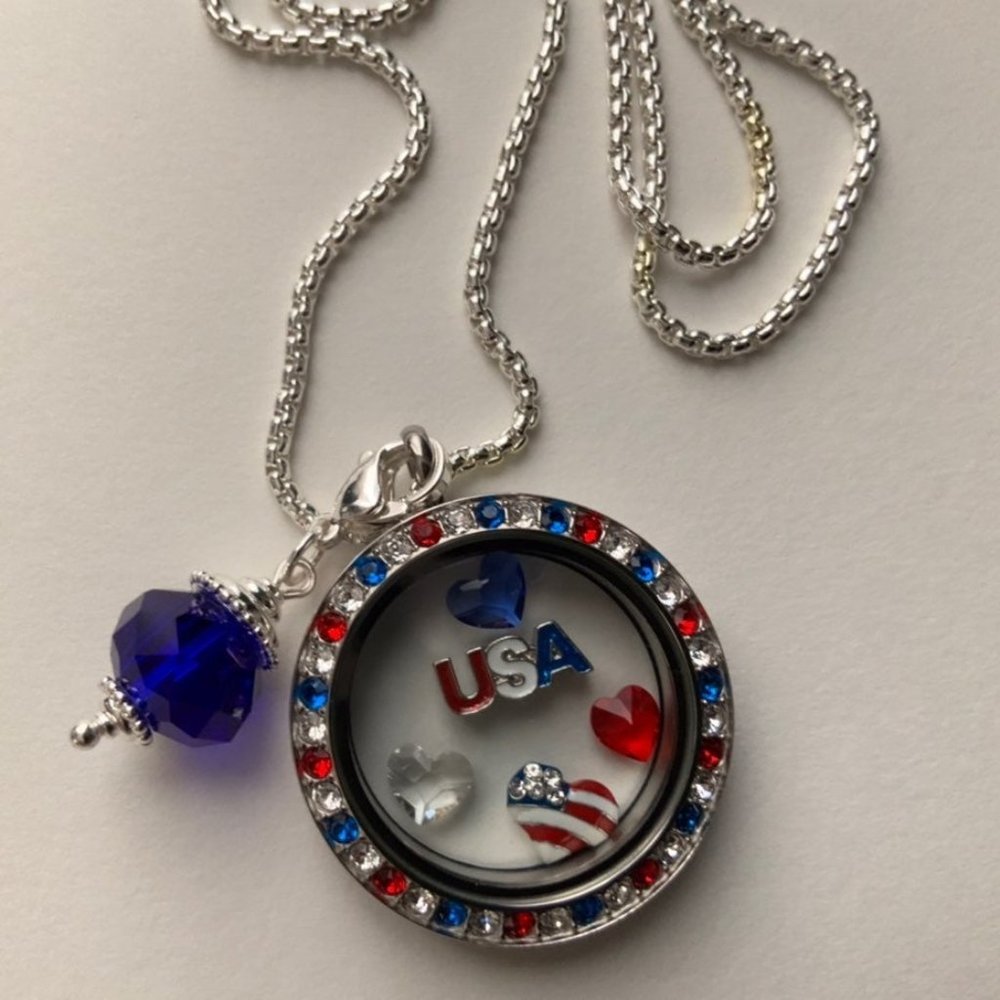 Origami Owl: "USA Inspired Locket Set"